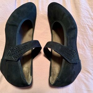 Like-new, Gabor black suede, wedge heeled shoes